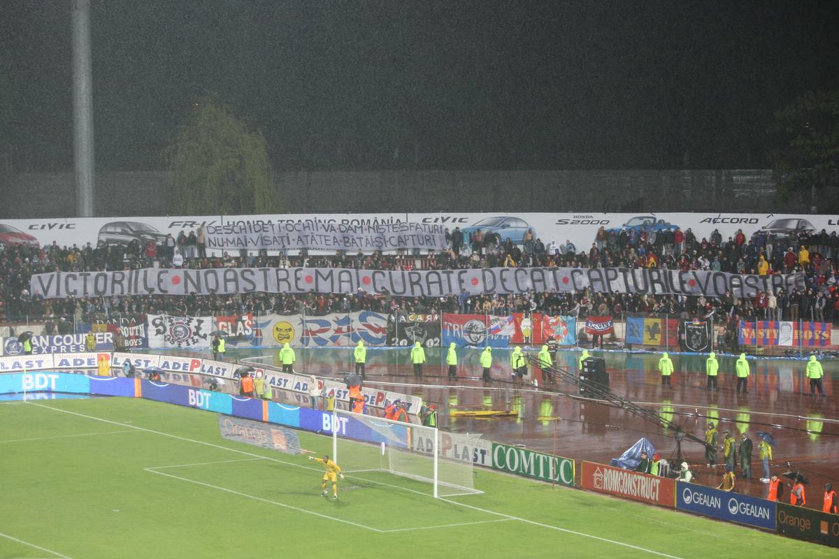 DINAMO - FCSB / Mesaje - I