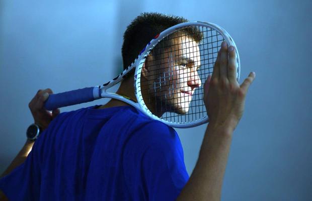 „Voi fi numărul 1 ATP!” » Povestea fascinantă a lui Luca Preda, uriașul de 2,01 metri aflat în Top 5 mondial al juniorilor: „Mama m-a dus la tenis fiindcă eram îngrozitor de enervant în casă”