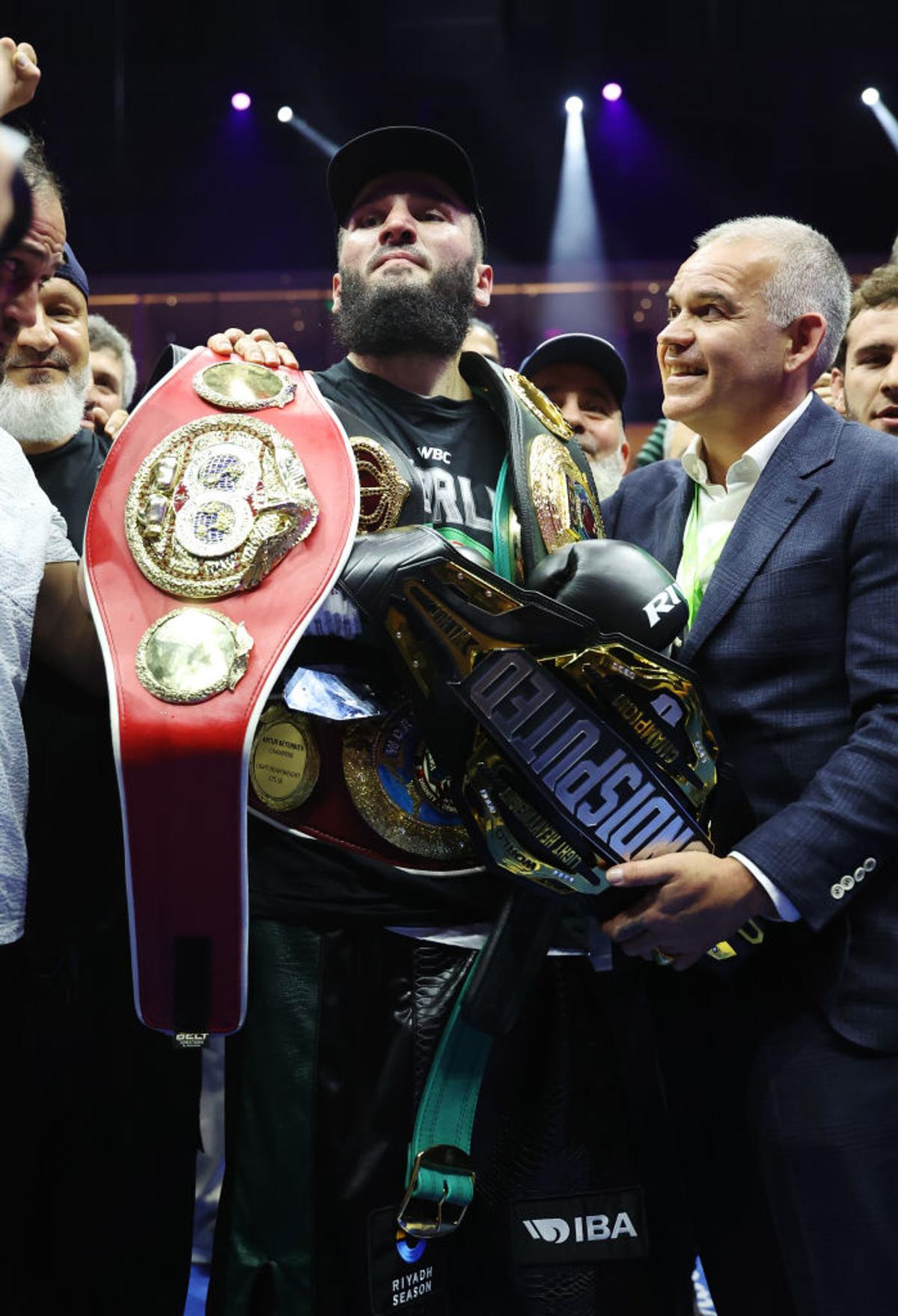 Ramzan Kadîrov, apariție controversată la duelul dintre Beterbiev și Bivol