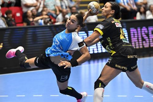 Elizabeth Omoregie în acțiune în Liga Campionilor Foto: Imago