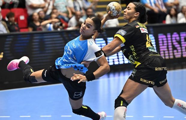 CSM București – Rapid, derby în etapa a 7-a din Liga Florilor cu ascendent pentru „tigroaice”