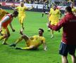 Umit Akdag marchează din careu după ce portarul elvețian a respins șutul lui Louis Munteanu!