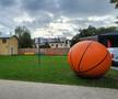 Statuia lui James Naismith, din Kaunas