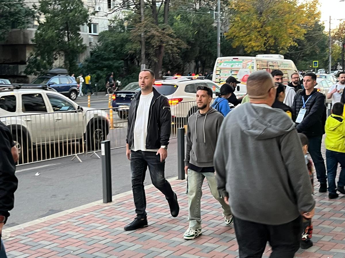 Personalități remarcante din fotbalul românesc și-au făcut apariția la stadion pentru meciul României U21 / Foto: Ionuț Iordache GSP