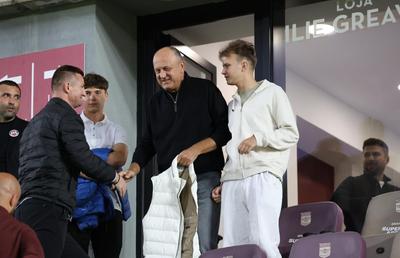 Personalități importante din fotbalul românesc, prezente la meciul decisiv al României U21 pentru calificarea la EURO 2025