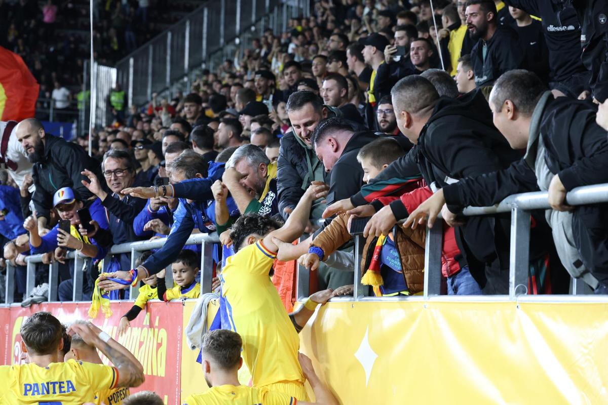 „Pancu? Era un pic agitat” » „Turcul” de la U21, după ce l-a tras pe selecționer de lângă arbitru: „Încă are putere, greu să-l ții”
