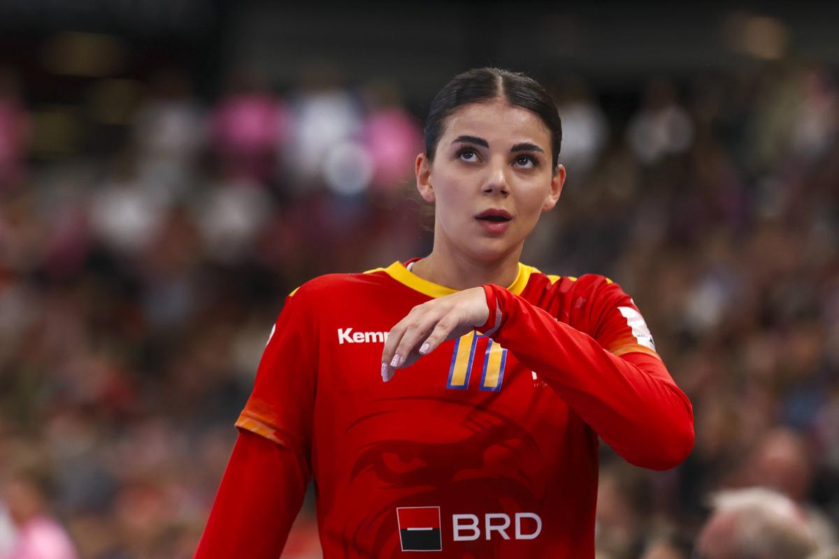Antrenorul naționalei feminine a României, după meciul strâns cu Norvegia de la EHF Euro Cup: „Mi-a dat o încredere personală pentru viitor”