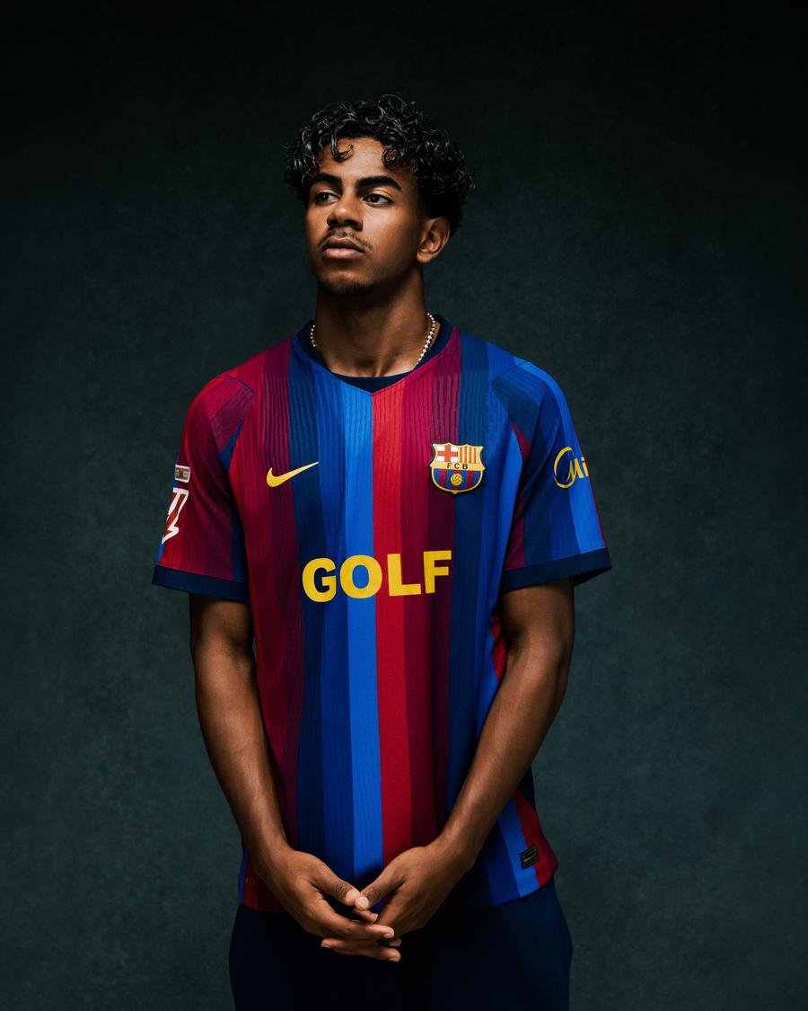 Lamine Yamal, în tricoul pentru El Clasico / Foto: X Barcelona a scos tricoul pentru El Clasico » Prețul este exorbitant!