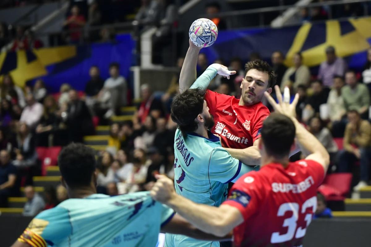 Prea mici pentru Barcelona! Dinamo a cedat categoric a doua oară în fața campioanei Europei