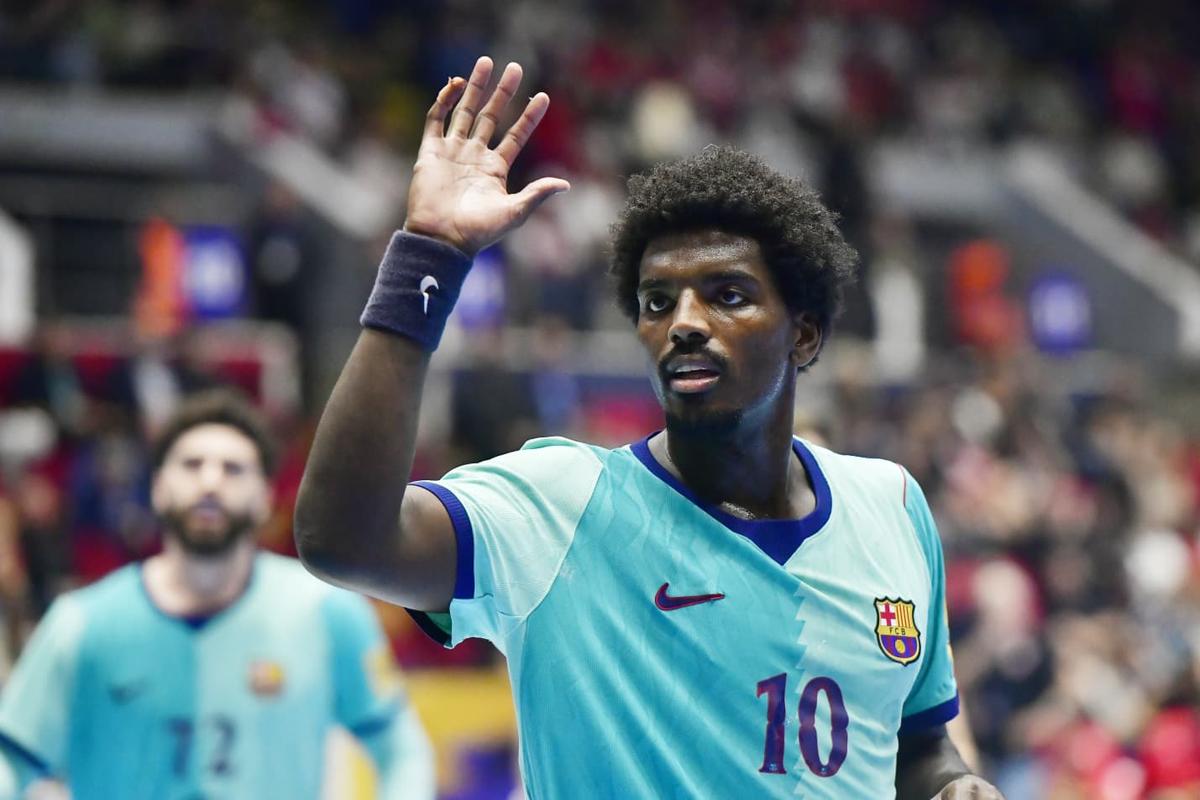 Prea mici pentru Barcelona! Dinamo a cedat categoric a doua oară în fața campioanei Europei