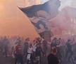 Fanii lui Hajduk Split au defilat cu un sicriu înaintea meciului cu Ajax