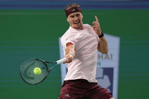 Alexander Zverev în acțiune la Shanghai 2026 Foto: Guliver/GettyImages