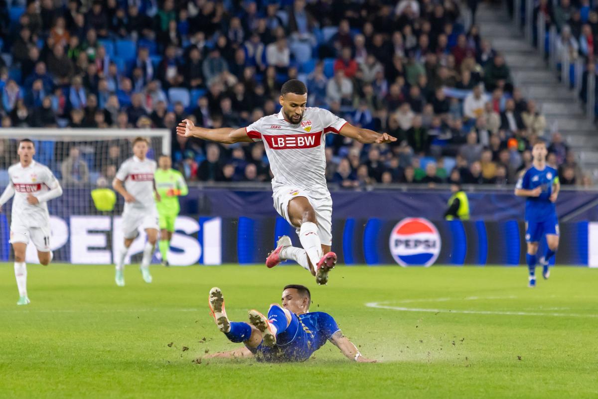 Gazon la Slovan Bratislava - Stuttgart