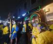 ROMÂNIA - SUEDIA // VIDEO + FOTO Care rivalitate? Fanii suedezi și cei români s-au distrat împreună în Centrul Vechi