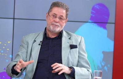 ROMÂNIA - SUEDIA 0-2 // Cornel Dinu, între umor și violență: „FRF să-i strângă mâna lui Contra, dar în ușă” + Critici pentru Burleanu