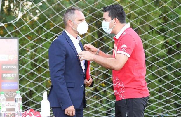 Au început negocierile pentru reziliere: detaliul care întârzie plecarea lui Cosmin Contra de la Dinamo