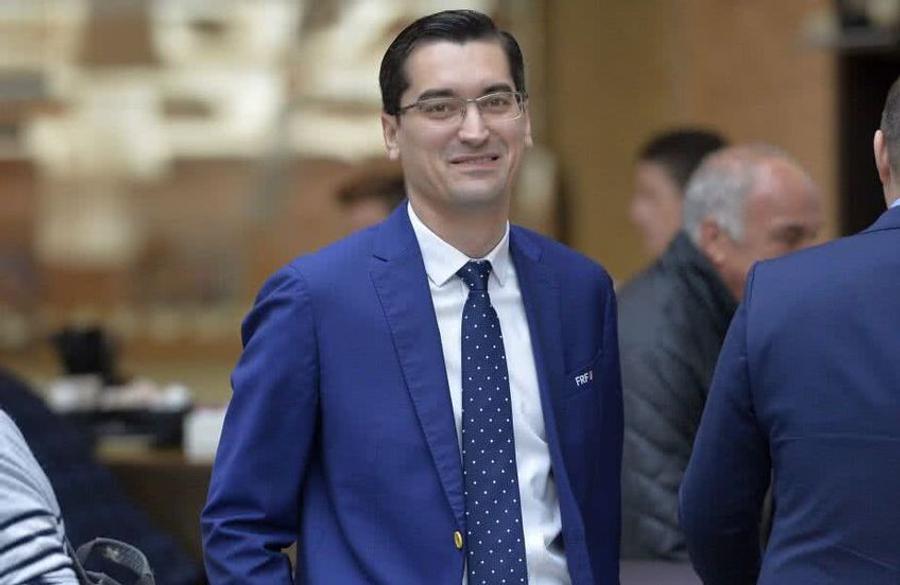 Mai vinovat decât Rădoi!