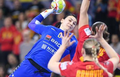 România - Muntenegru 34-35. „Tricolorele” pierd dramatic și ratează șansa la semifinalele Europeanului de handbal