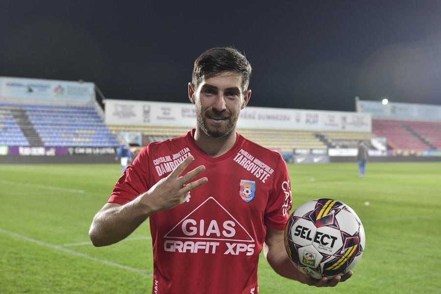 Popadiuc a luat acasă mingea meciului Voluntari - Chindia 0-3, în care a marcat primul hattrick din carieră Omul momentului în Liga 1, mărturie rară în fotbal: „Mâncam haotic, fast food, cola și mă implicam minim la antrenamente. Într-o noapte, am decis să-mi respect meseria”