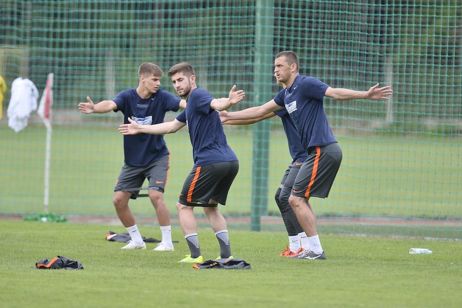 Popadiuc, la antrenamentele FCSB Omul momentului în Liga 1, mărturie rară în fotbal: „Mâncam haotic, fast food, cola și mă implicam minim la antrenamente. Într-o noapte, am decis să-mi respect meseria”