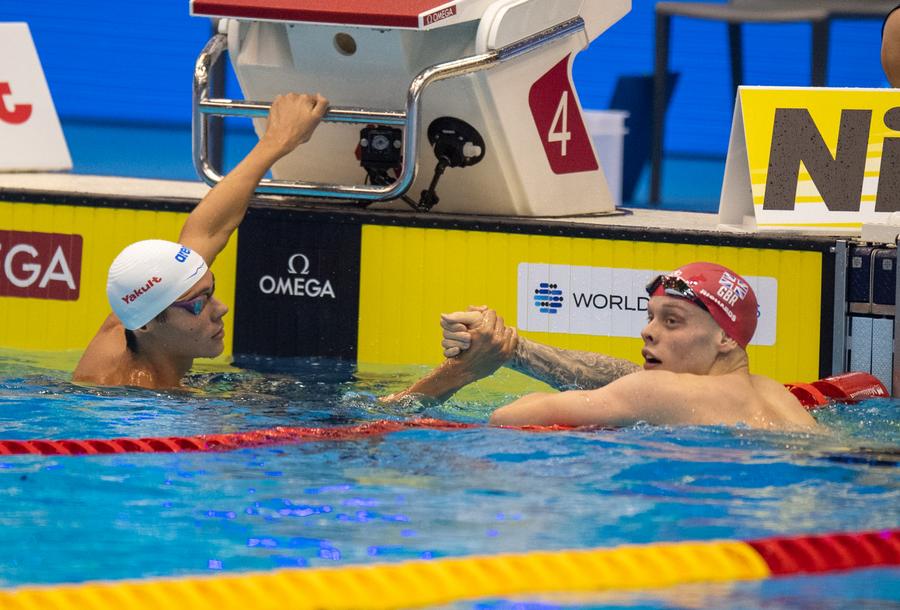 David Popovici și Matt Richards după o cursă la Fukuoka FOTO Raed Krishan Britanicul Matt Richards merge la Campionatele Mondiale de la Doha din 2024, dar nu va înota în proba de 200 metri liber