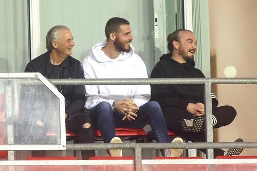 David de Gea (în centru), surprins în tribună la un meci de fotbal feminin în octombrie Foto: Guliver/GettyImages