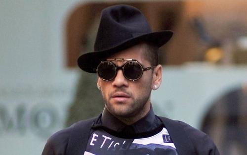 Excentricul Dani Alves a ajuns după gratii, acuzat de viol Foto: Imago