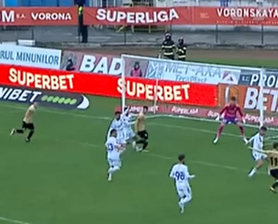 Acuzații de impact în SuperLiga: „Conducătorul echipei adverse s-a dus în vestiarul lui Szabolcs Kovacs după meci”