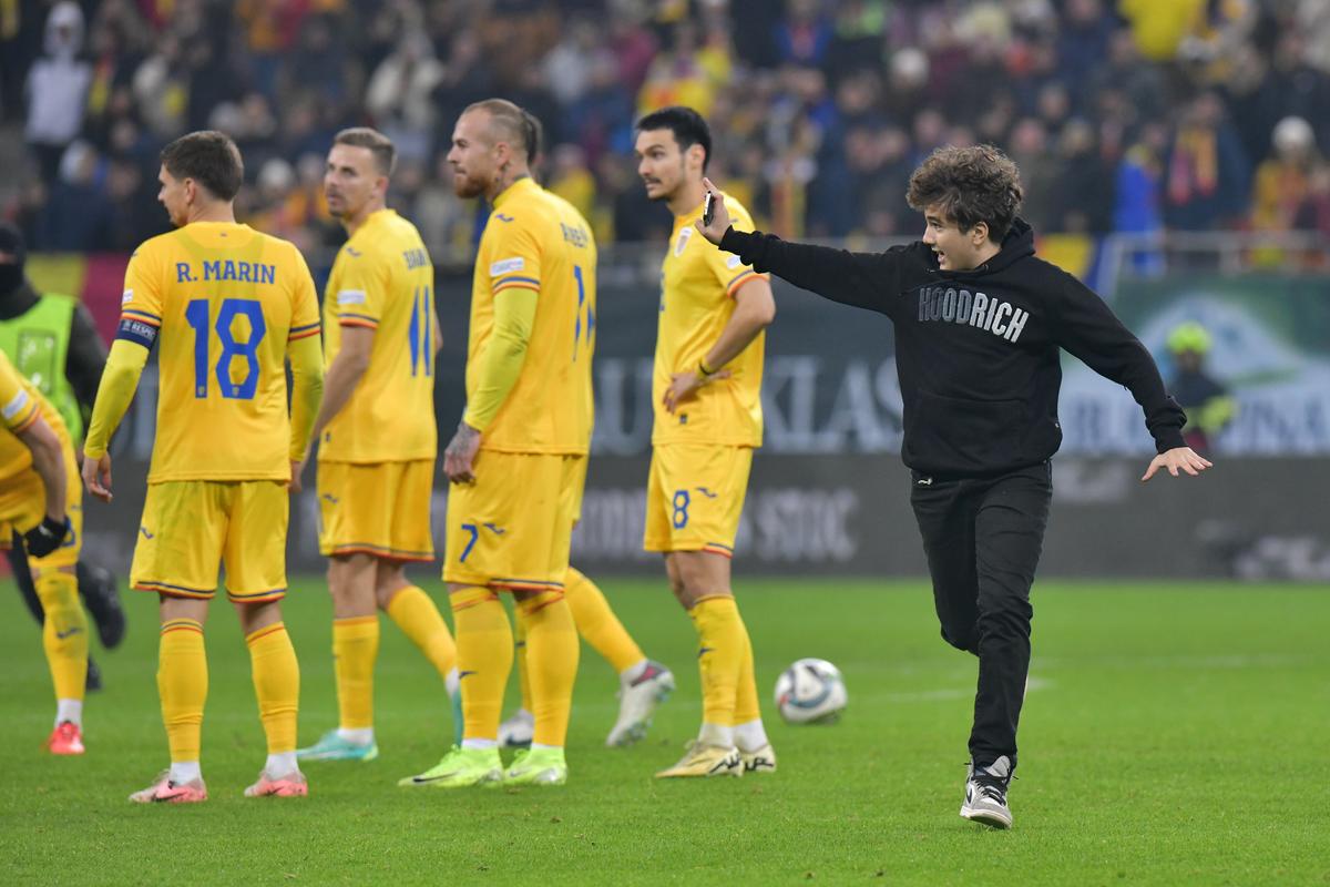 Legenda Stelei, atac de nicăieri la Mircea Lucescu: „Ar fi legiferat ce s-a întâmplat aseară. Hai să zicem și noi «Kosovo e Serbia»”