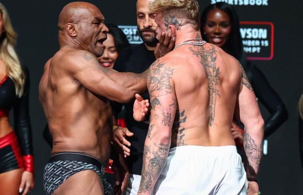 Tensiune în Texas! Mike Tyson i-a dat o palmă lui Jake Paul: „M-a călcat pe deget fiindcă e un idiot”