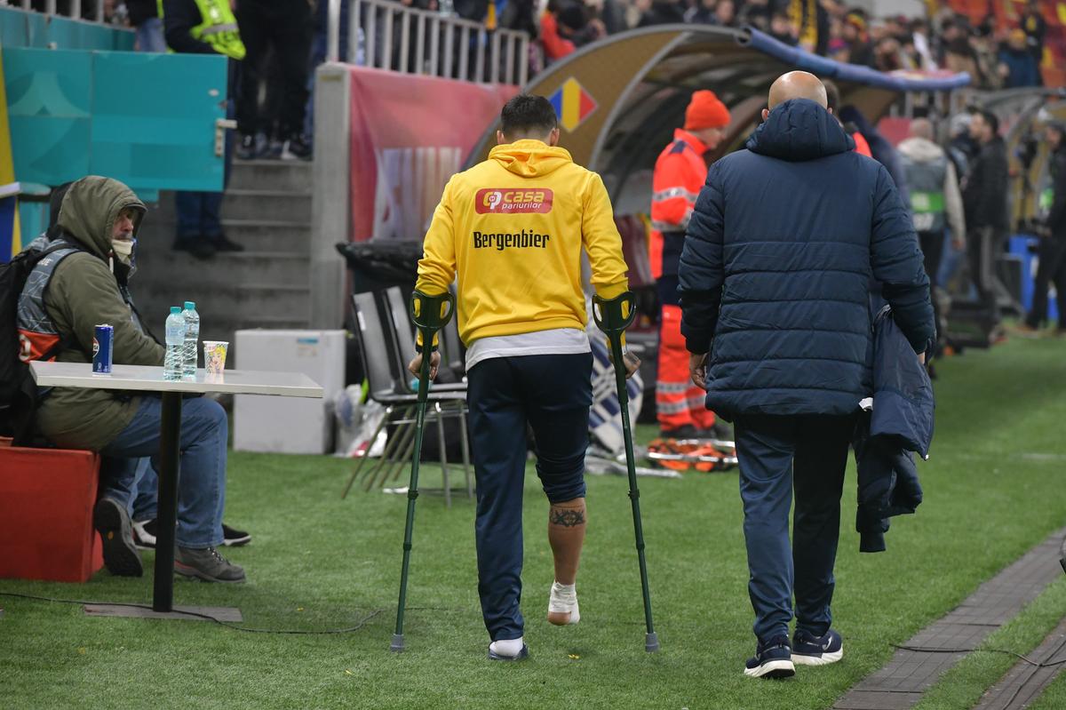 Mircea Lucescu a descris într-un SINGUR cuvânt incidentele de la România - Kosovo