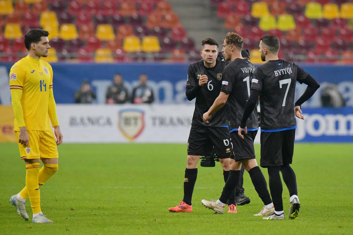 Mircea Lucescu a descris într-un SINGUR cuvânt incidentele de la România - Kosovo