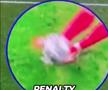 Trucul lui Kylian Mbappe a funcționat și cu Julian Alvarez, care a atins mingea cu ambele picioare și penalty-ul lui Atletico s-a anulat în derby-ul cu Real Madrid / Foto: Facebook footballfun
