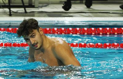 Denis Popescu s-a calificat cu al doilea timp în semifinalele probei de 50 m fluture la Campionatele Europene în bazin scurt