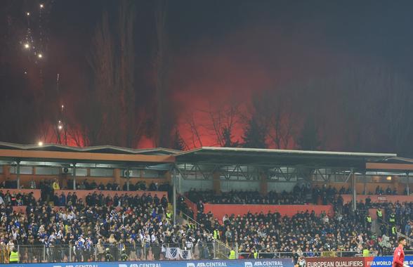Ce s-a întâmplat în afara stadionului din Zenica, la scurt timp după golul marcat de Bîrligea » La TV s-au auzit doar focuri de artificii