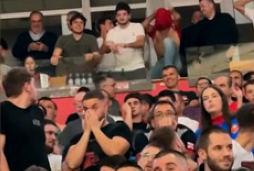 Novak Djokovic, unul dintre cei mai buni tenismeni din istorie, a urmărit din arenă meciul dintre Steaua Roșie Belgrad și Monaco, scor 91-79, din Euroliga de baschet, iar acesta nu și-a putut stăpâni reacțiile.