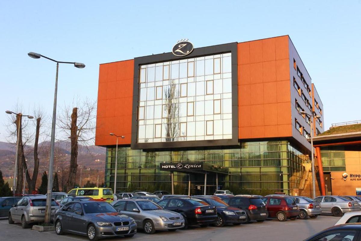 Sosirea echipei naţionale la hotelul Zenica
