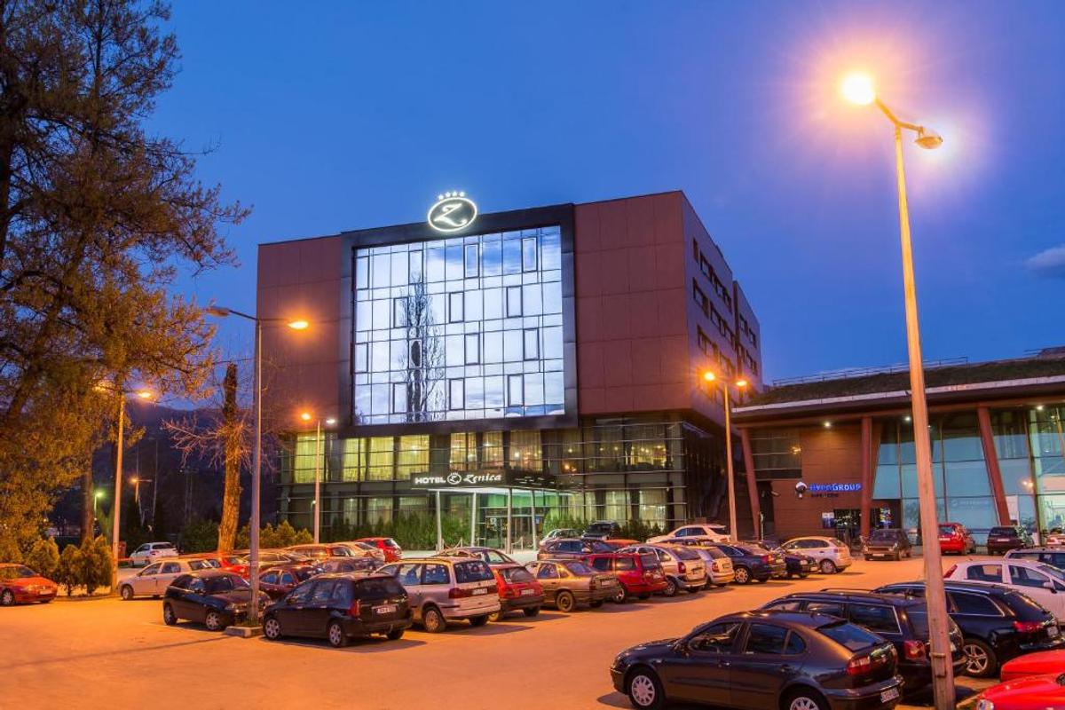 Sosirea echipei naţionale la hotelul Zenica