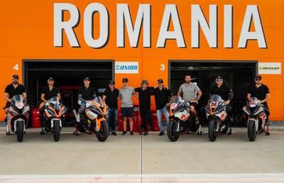 De vorbă cu echipa Racing Academy: Despre performanțele din anul 2020 și dispozitivele care îi ajută să țină pasul cu toate provocările