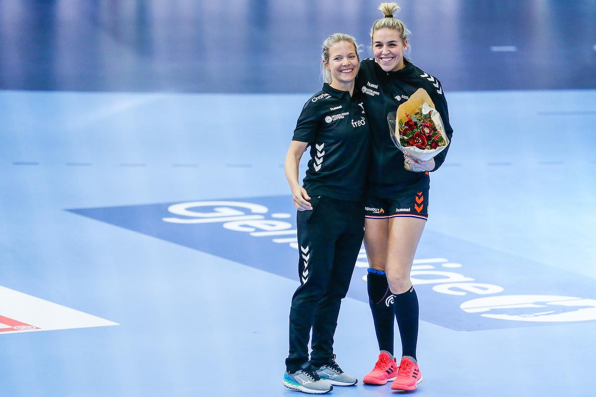 Cristina Neagu a răbufnit! Furioasă pe colege după dezamăgirea de la Euro 2020: „Se comportă ca și cum au cine știe ce realizări!”