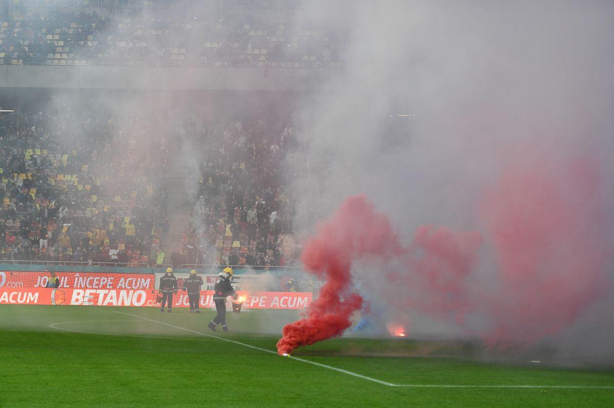 FCSB - RAPID 3-1. Mihai Iosif, întrebat de ce a fost eliminat la final: „M-am dus și i-am spus lui Kovacs exact așa”