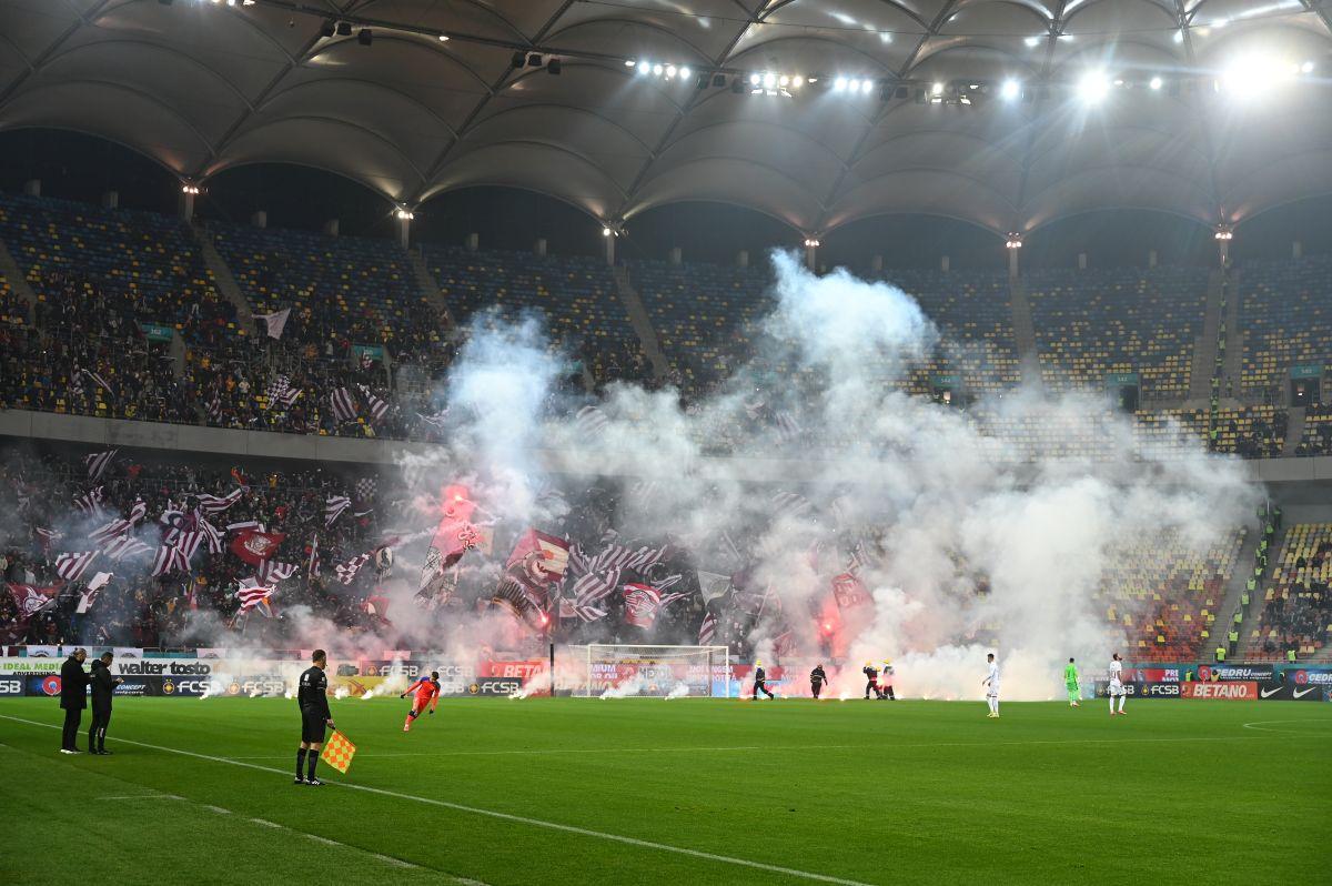FCSB - RAPID 3-1. Mihai Iosif, întrebat de ce a fost eliminat la final: „M-am dus și i-am spus lui Kovacs exact așa”