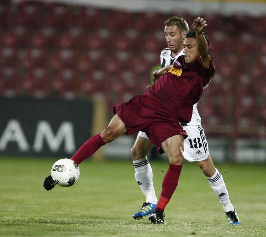 Camora la primul său meci oficial jucat în Liga 1, în 2011, cu Astra Ploiești Camora legendar! Cifră istorică atinsă cu FCSB! » Conduce detașat în clasamentul all-time al prezențelor în Liga 1 ale fotbaliștilor străini