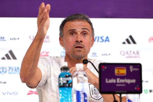 Luis Enrique, fostul selecționer al Spaniei, susține că a comis o greșeală în alegerea lotului pentru Campionatul Mondial, fără să ofere nume.
