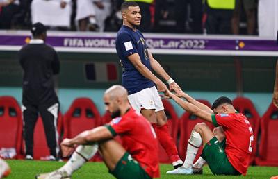 O lecție de prietenie: Mbappe și Hakimi nu s-au distrus și au oferit un gest superb la final