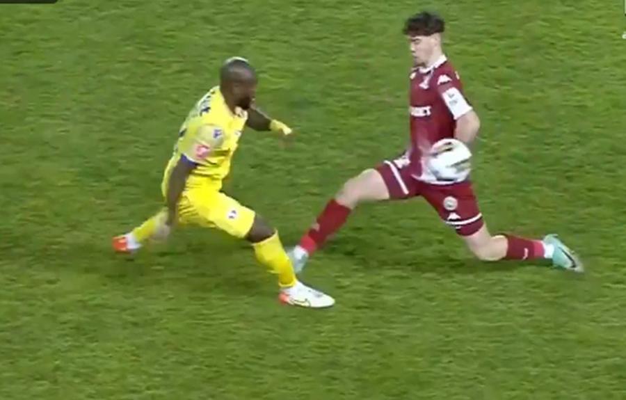 Pace doar pe tabelă în „Primvs Derby” » Rapid nu bate nici Petrolul, iar Bergodi e sub presiune! Clasamentul Superligii
