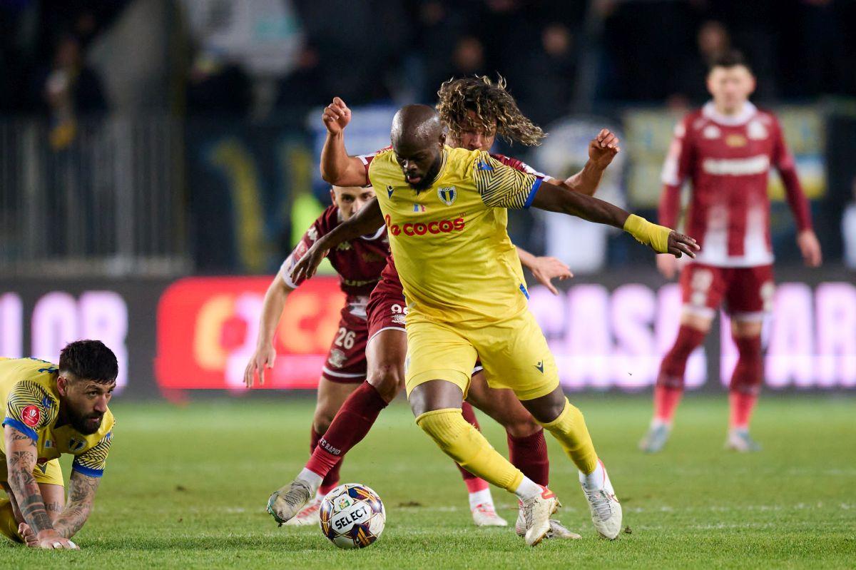 Petrolul - Rapid, cu staruri doar în defensivă » Cei 2 giuleșteni care n-au trecut clasa