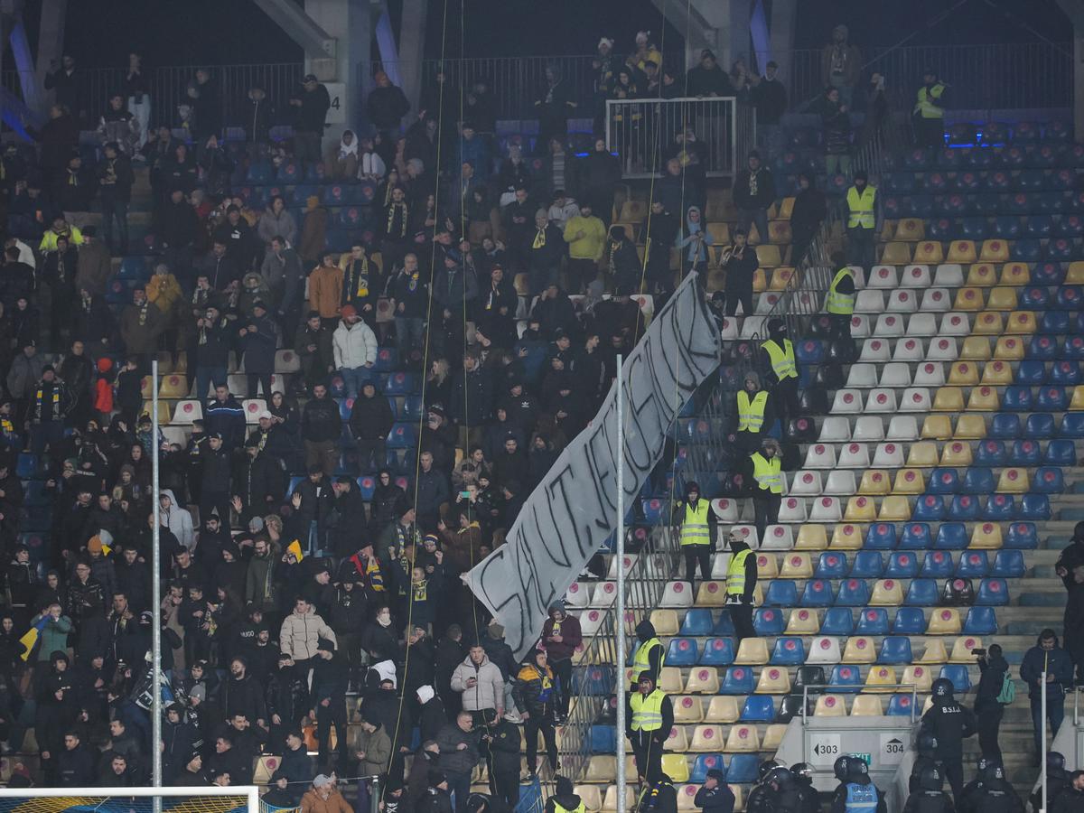 Petrolul - Rapid, cu staruri doar în defensivă » Cei 2 giuleșteni care n-au trecut clasa