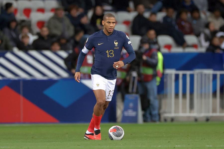 Jean-Clair Todibo/ foto Imago Images Cu ei se bate Drăgușin să ajungă la Tottenham: doi jucători din Premier League și unul din Ligue 1