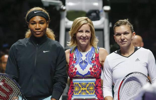 Chris Evert îl acuză pe Patrick Mouratoglou pentru situația în care se află Simona Halep: „A controlat totul! Simona e nevinovată”